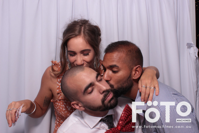 Diandra and Nick’s Wedding | View more photos from the event at gallery.fotomachines.com.au/u/FOTOMachines/Diandra-and-Nick’s-Wedding